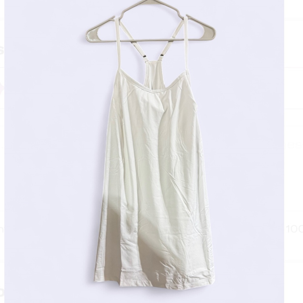 🍗 All in motion athletic dress with built in shorts